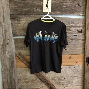 Under Armour Youth Size XL Black Batman T-Shirt